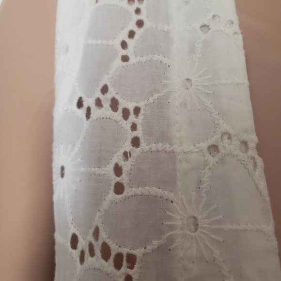 Sosi Boutique Ilaya White Kyla Eyelet Side Zip Tank- Sz XS - Picture 10 of 16